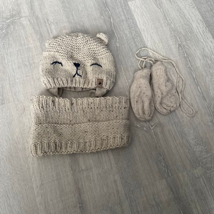 Bonnet tour de coup et gant