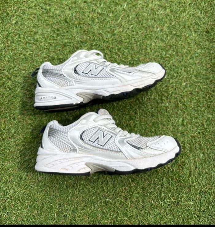 NEW BALANCE 530 taille 31 - photo numéro 4