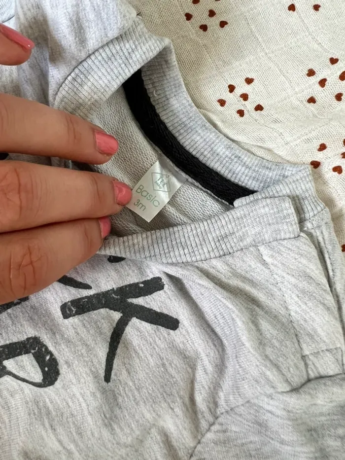 Ensemble bébé pantalon + pull - photo numéro 2