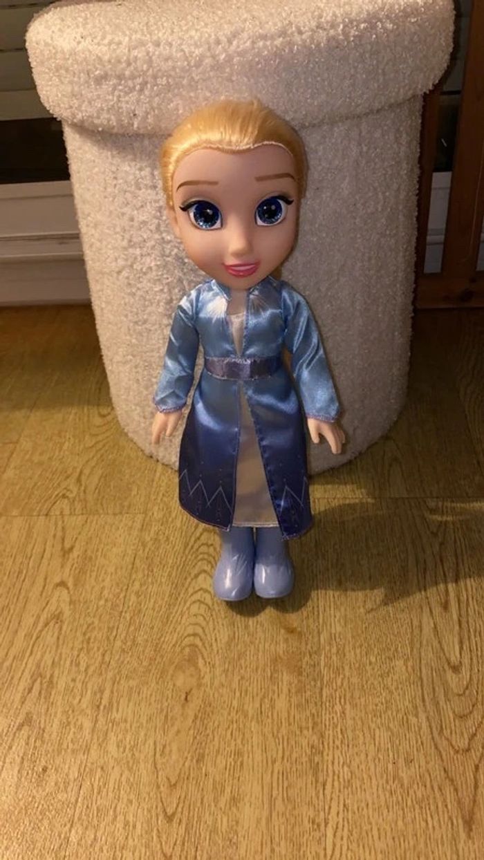 Poupée