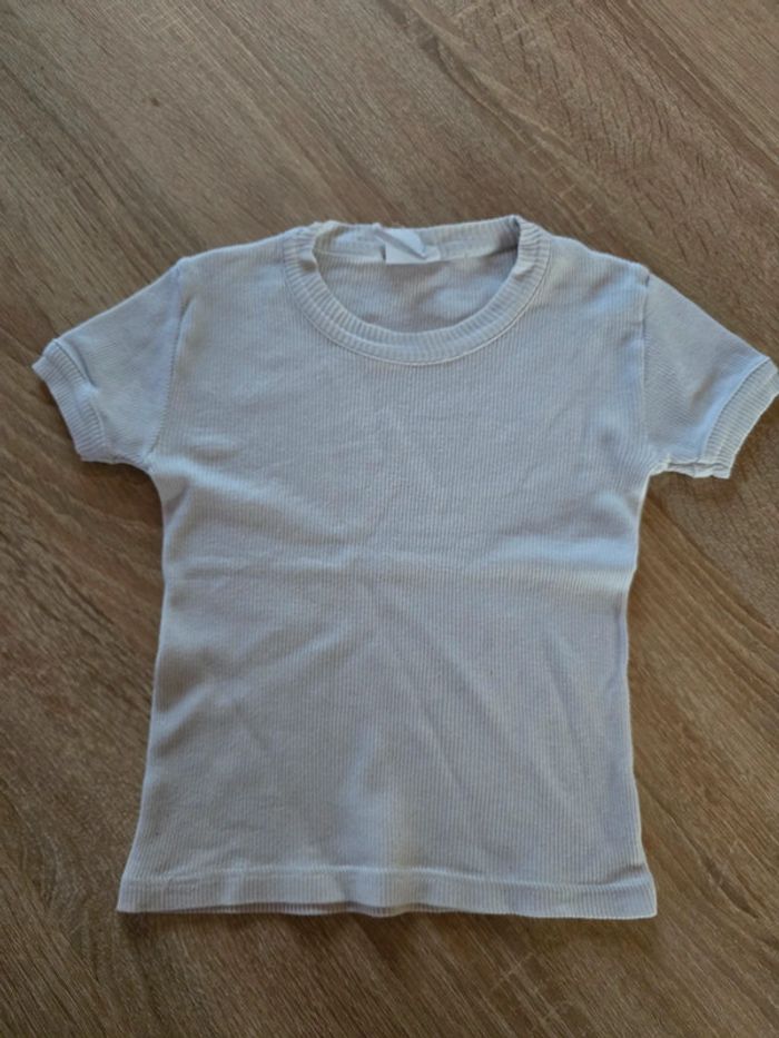 Lot 3 maillots 4 ans - photo numéro 2