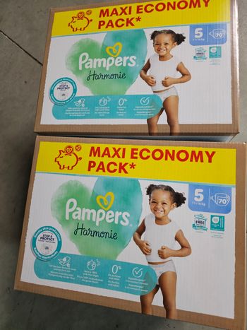 Pampers taille 5 harmonie 70 couches x2 140 couches