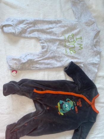 Lot 3 pyjamas