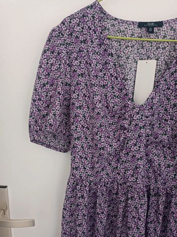 Robe violette d'été à motifs fleurs Taille 38 Kiabi Neuf avec étiquette