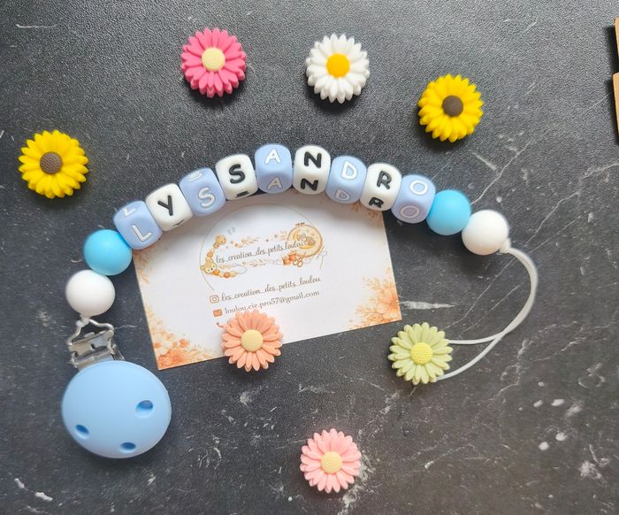 Attache tétine personnalisée - photo numéro 4