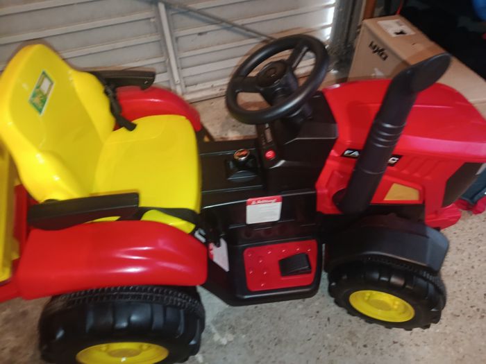 Tracteur enfant électrique 12V - photo numéro 7