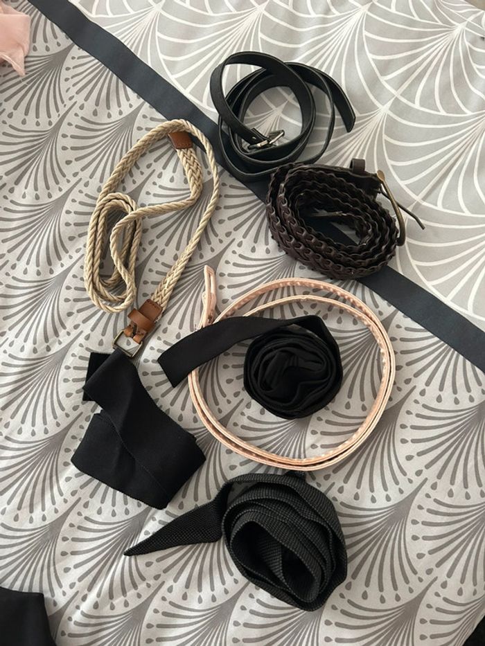 Lot ceinture T42-44