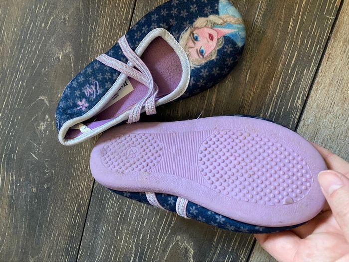 Chaussons la reine des neiges II 26 - photo numéro 2