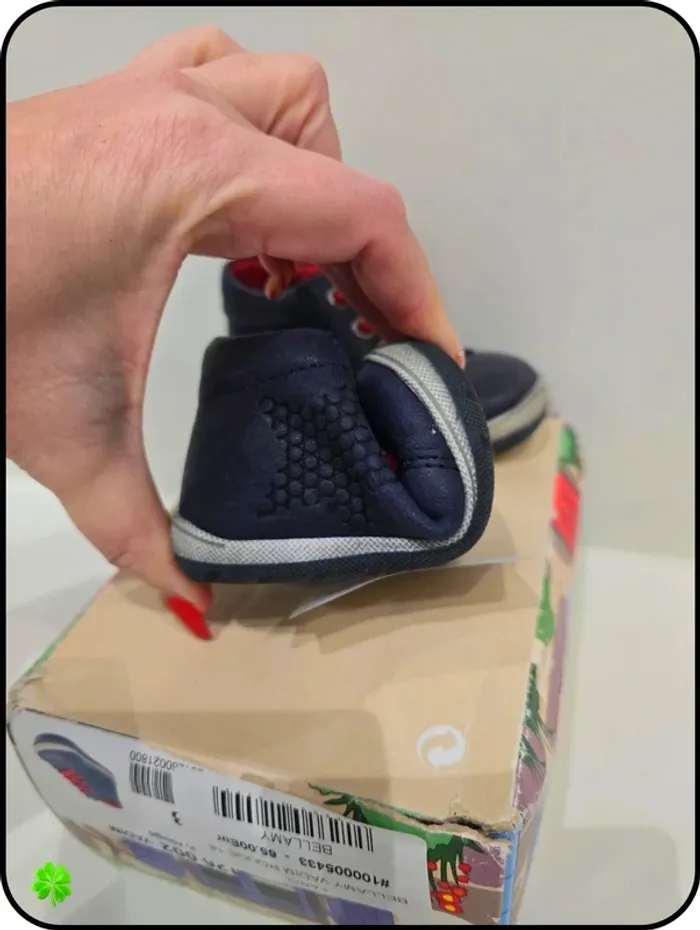 Chaussures bellamy taille 18 - photo numéro 4