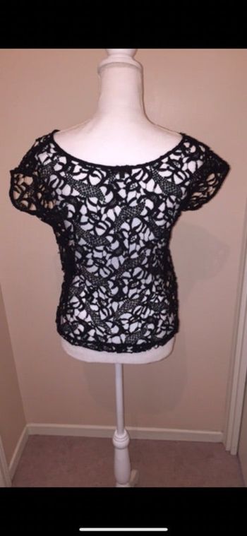 Tee shirt à dentelle
