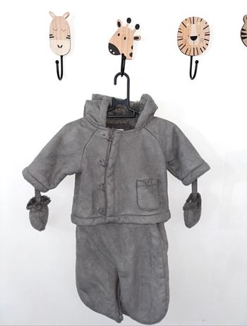Combinaison hiver taille 3 mois