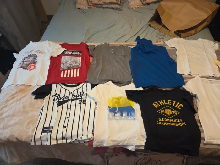 Lot de 9 teeshirt 6ans
