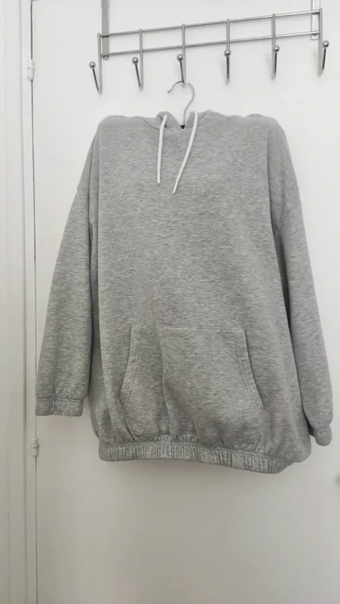 Sweat à capuche gris taille S - photo numéro 2