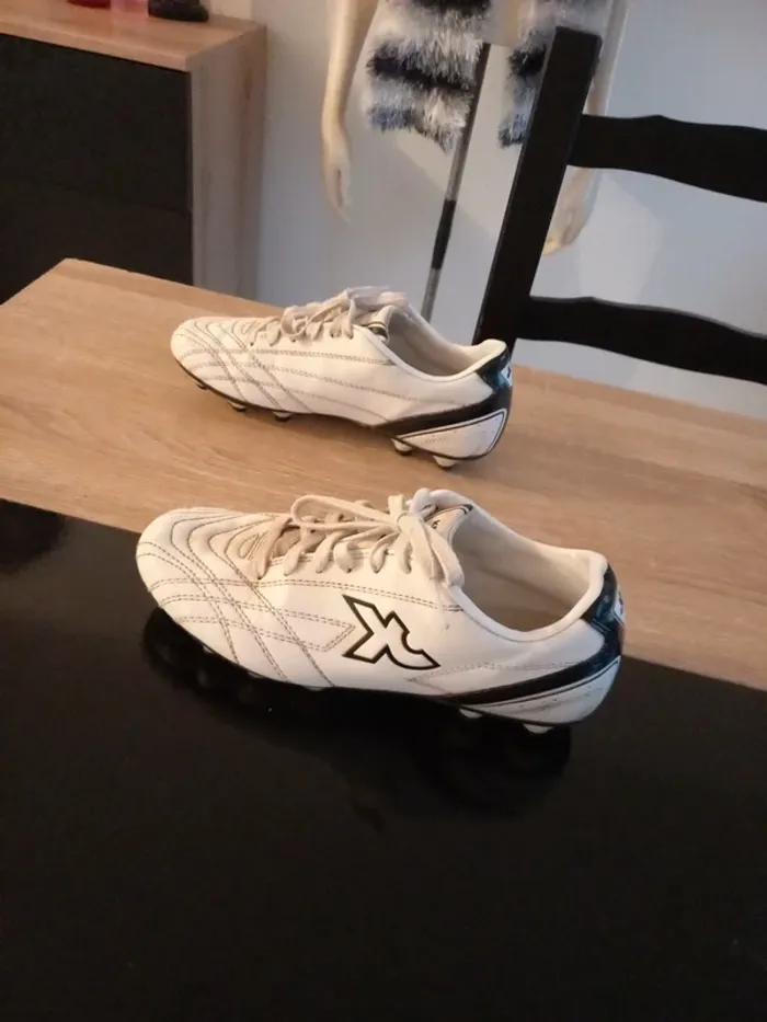 Chaussures de foot 35 - photo numéro 3