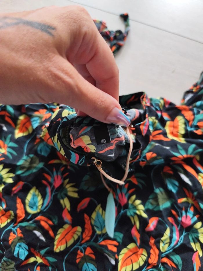 Blouse épaule dénudée - photo numéro 4