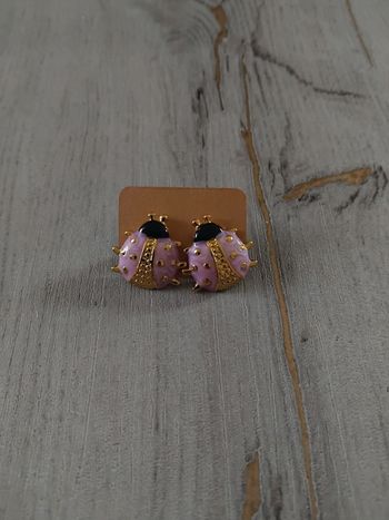 Boucles d'oreilles neuves