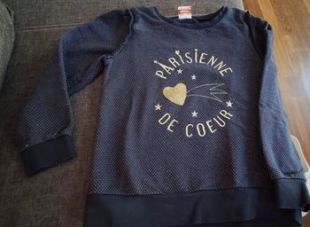 Sweat fille tape à l'oeil