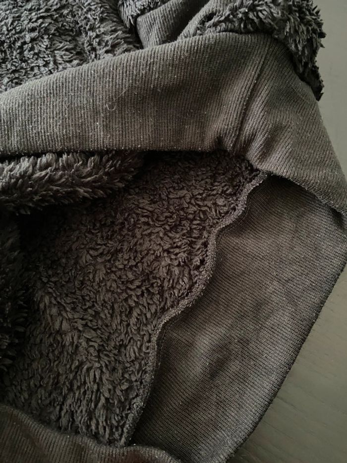 Sweat à capuche pilou pilou / Taille M - photo numéro 6