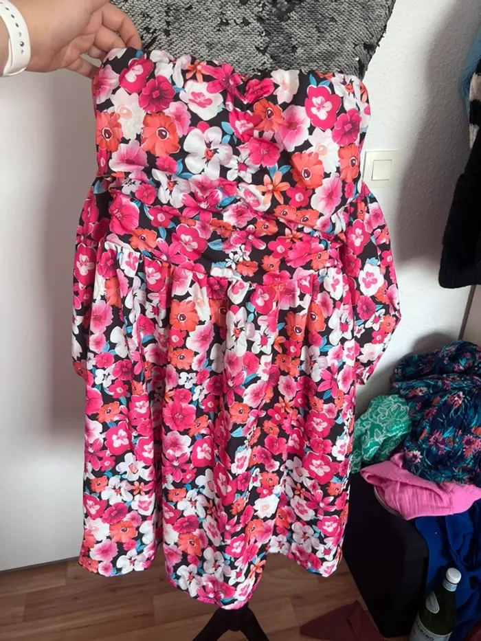 Robe épaule dénudé - photo numéro 5
