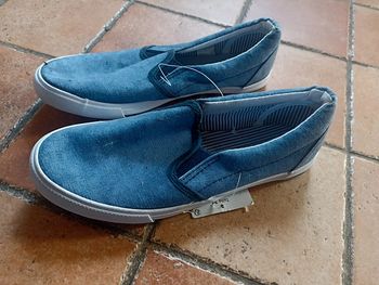 Chaussures été garçon taille 35