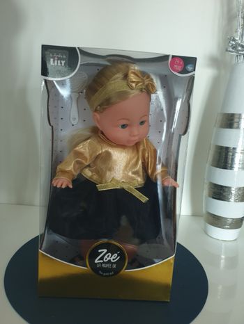 Poupée Zoé