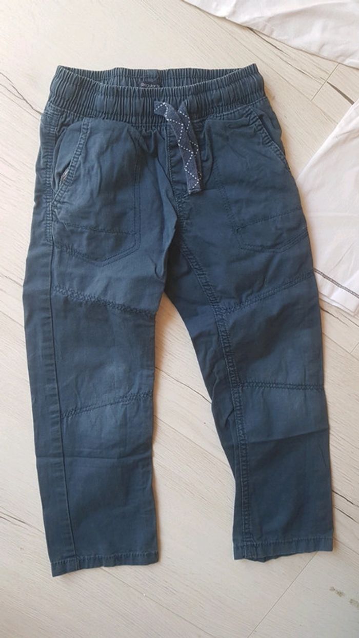 Lot de 3 articles garçon 4ans - photo numéro 6