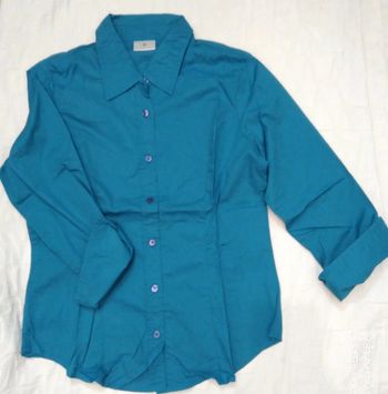 Chemise bleu neuve 38