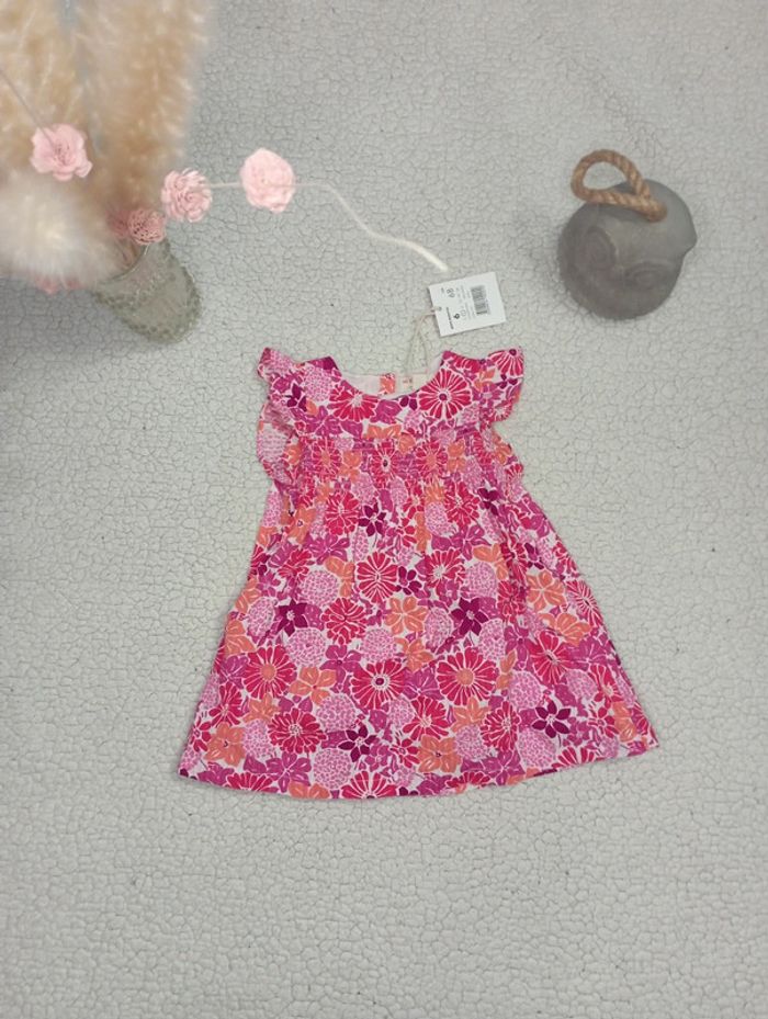 Robe fleurie dpam 6m