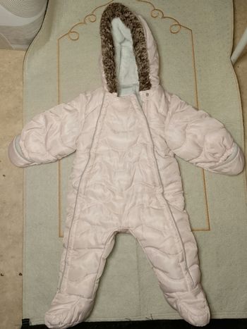 Combinaison d’hiver pour bébé