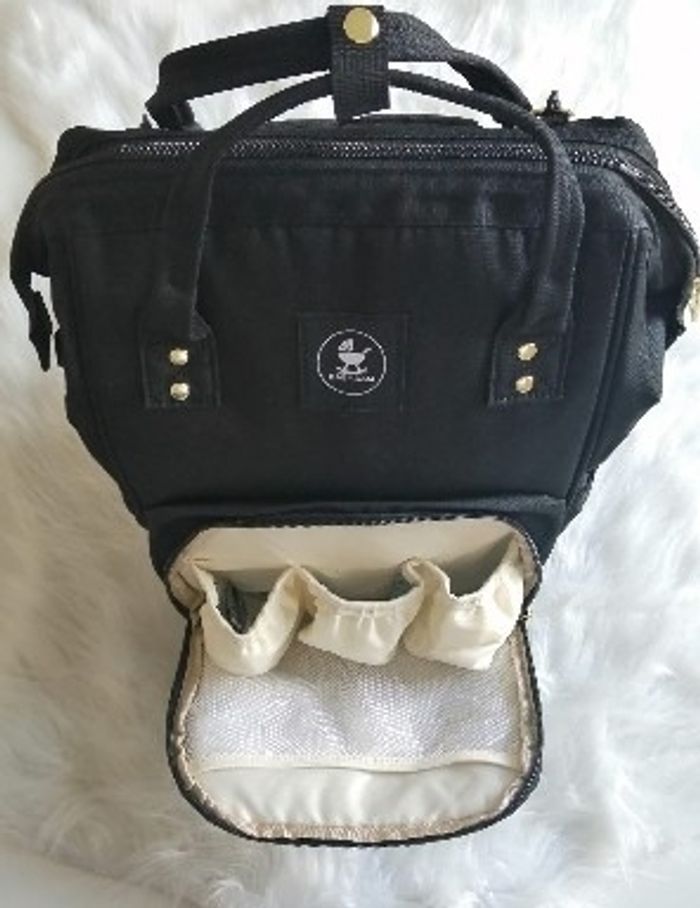 Sac à langer multi-usages neuf à compartiments hermétiques - photo numéro 2