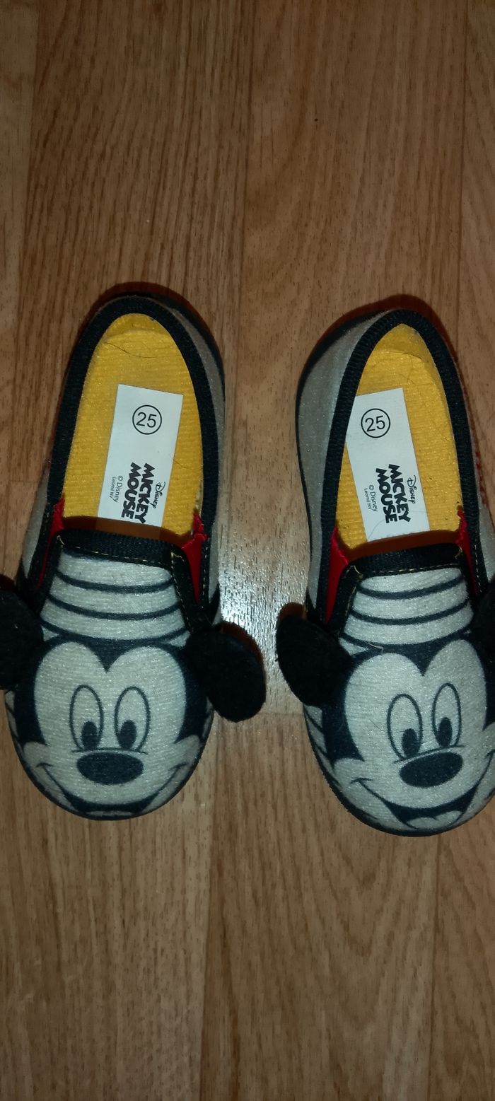Pantoufles mickey - photo numéro 2