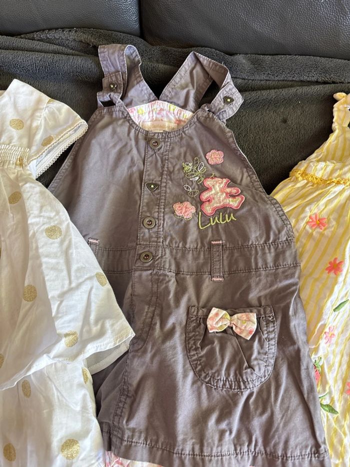 Lot de 3 robes en 18 mois - photo numéro 3