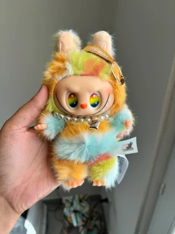 Labubu multicolore