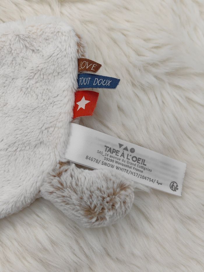 Doudou Peluche Plat Chien Lapin Blanc beige Love Tout Doux Tao Tape A L’Oeil - photo numéro 3