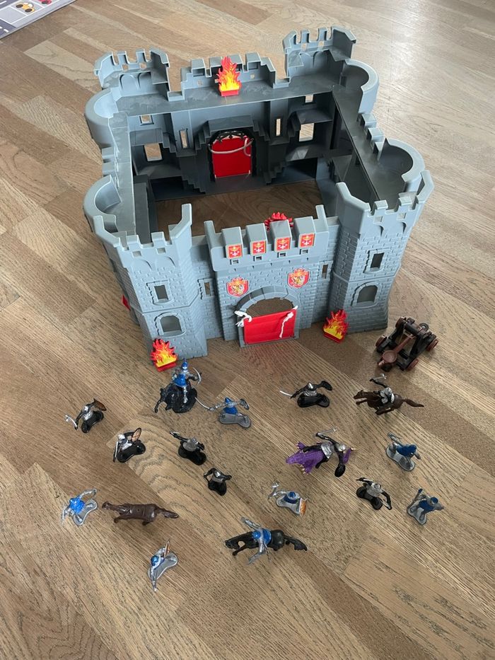 Château fort et chevalier - photo numéro 5