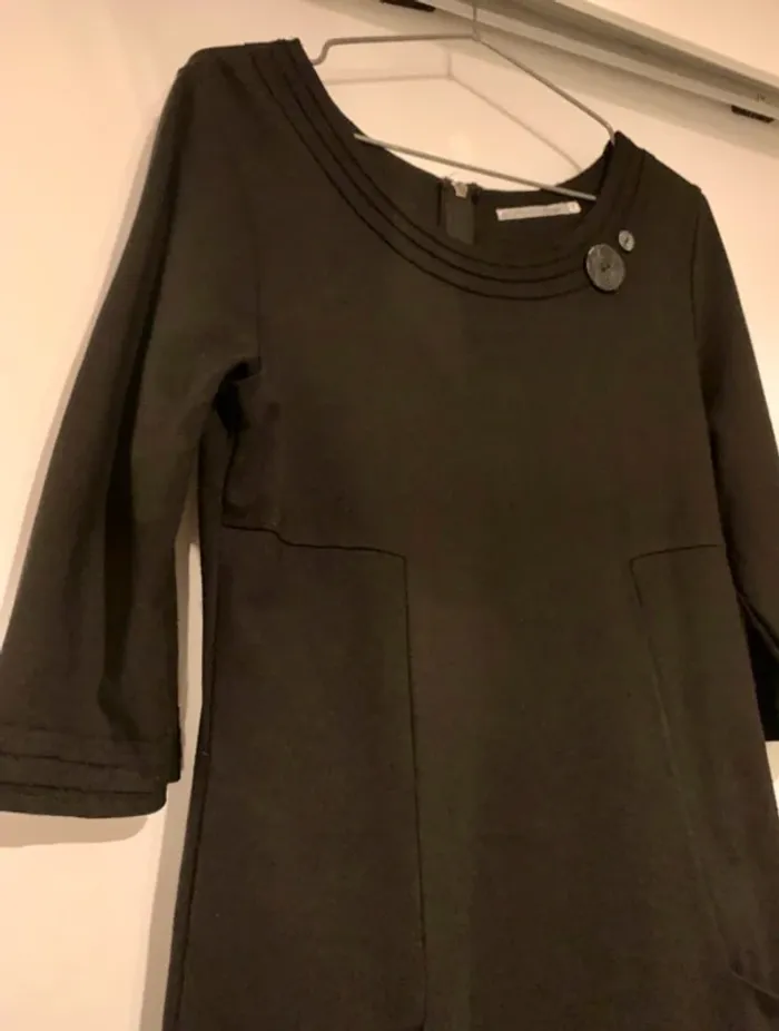 Robe noire chic à manches 3/4 DDP - T.S - photo numéro 3