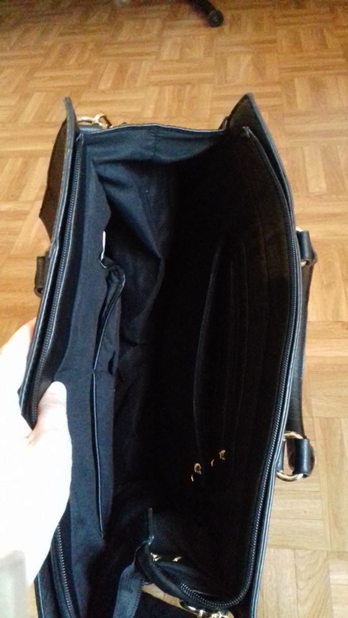 Sac noir - photo numéro 2