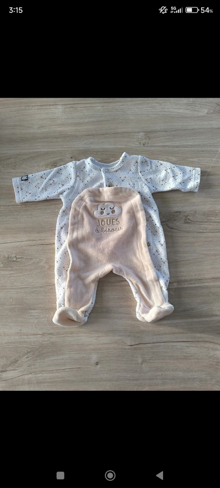 Pyjama taille 1 mois