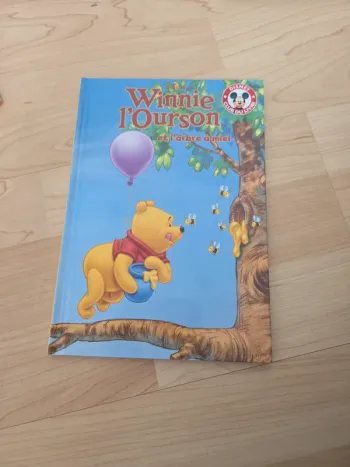 Livre disney winnie l'ourson et l'arbre a miel