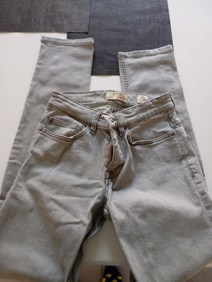 Pantalon gris - photo numéro 3