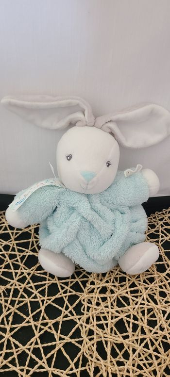 Doudou lapin boule bleu blanc gris oiseau Kaloo