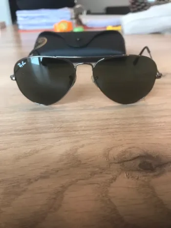 Ray ban