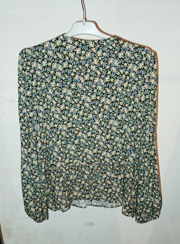 Blouse Naf Naf à fleurs T36 - photo numéro 2