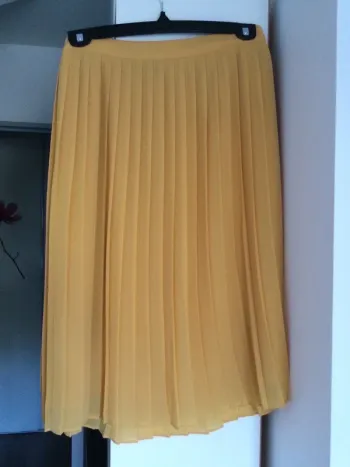 Jupe plissée jaune T40