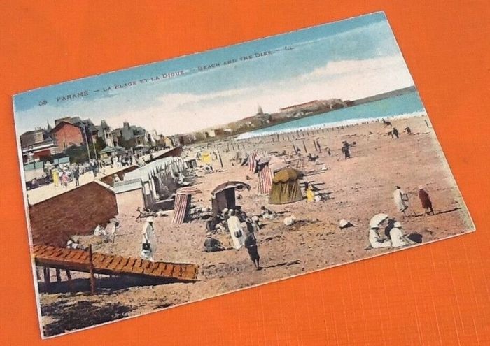 Carte postale ancienne Paramé (Ille-et-Vilaine) La Plage et la Digue - photo numéro 4