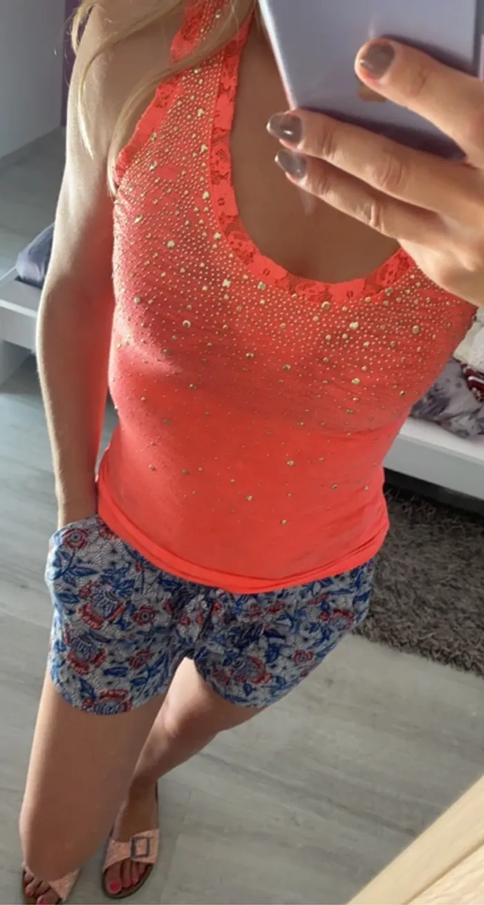 Debardeur corail fluo strass - photo numéro 2