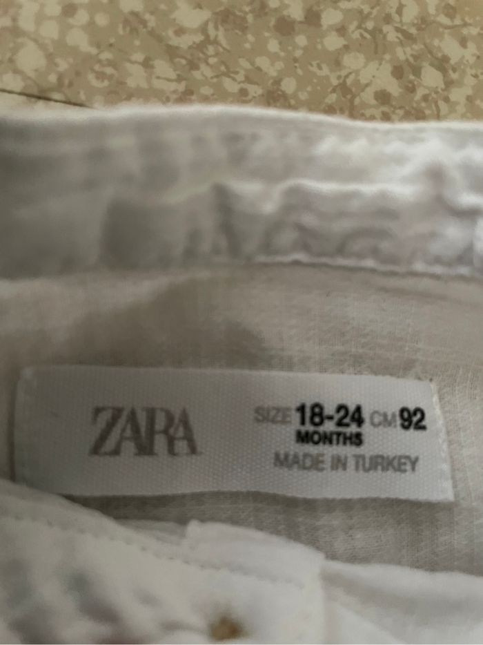 Chemise blanche Zara 18/24 mois neuf - photo numéro 3