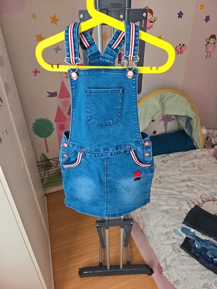 Robe salopette orchestra taille 8 ans
