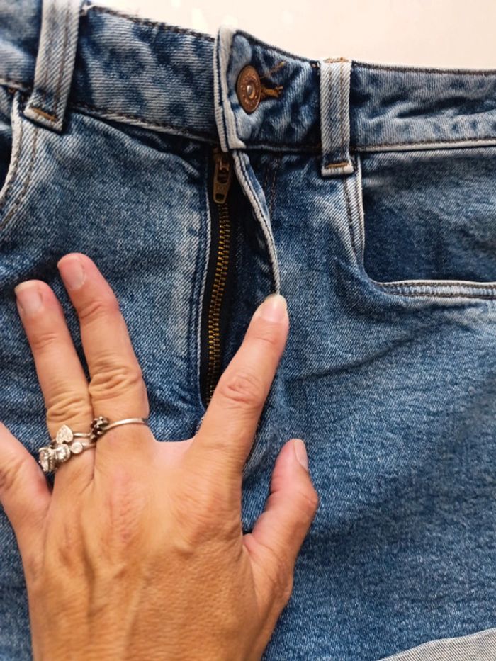 Short court en jean taille 36 - photo numéro 2