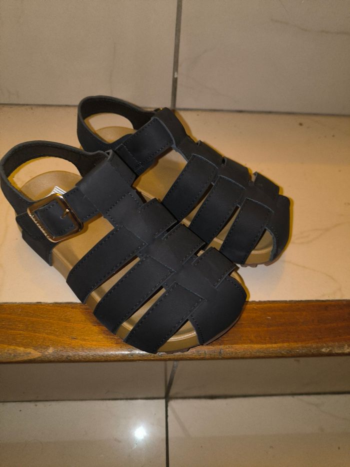 Chaussure ouverte garçons - photo numéro 2